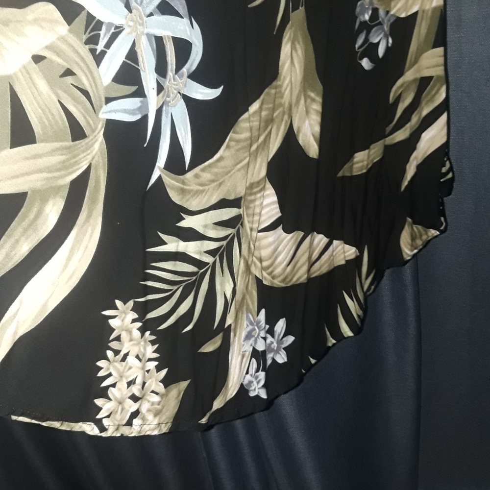 Dress - Picture 5 of 8